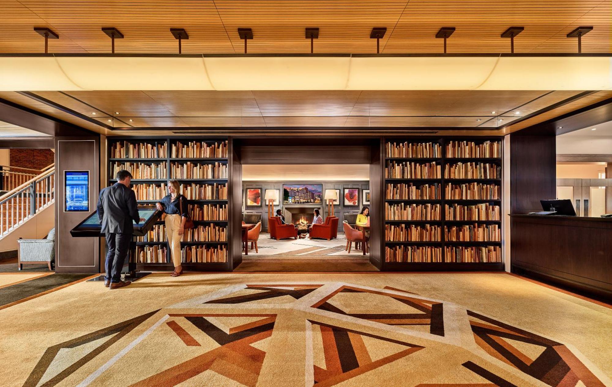 קיימברידג' The Charles Hotel In Harvard Square מראה חיצוני תמונה